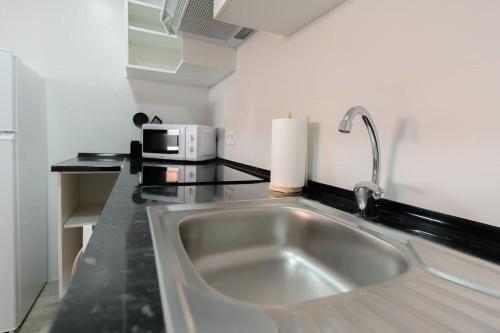For You Rentals Acogedor apartamento TEMPORAL de un dormitorio en Chamartin MMA323B