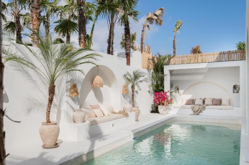 Πισίνα στο ή κοντά στο Mazari Villas