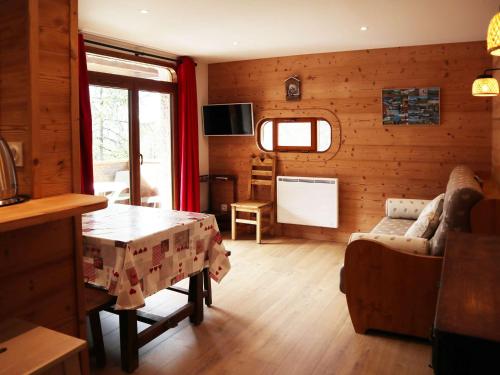 Appartement ski-in/ski-out 6 pers, balcon, proche jardin d'enfants - FR-1-322-204