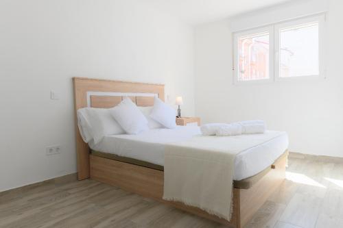 For You Rentals Acogedor apartamento TEMPORAL de un dormitorio en Chamartin MMA321B