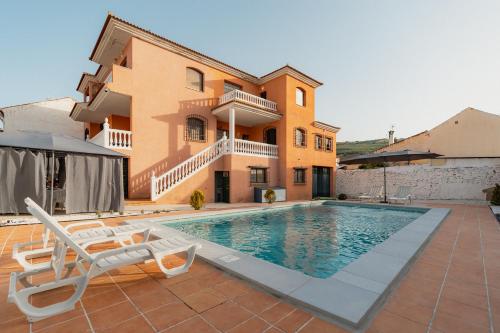 Πισίνα στο ή κοντά στο Villa cacin