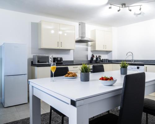 Gallery image of Spacious Ground Floor Apt near Old Trafford Stadium in Manchester