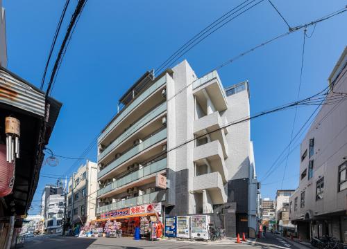 V's Boutique House
