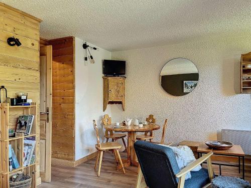 Studio rénové au pied des pistes avec balcon et Wi-Fi