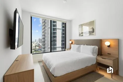 Stylish Apartments with Partial Ocean Views in Downtown! photo 169