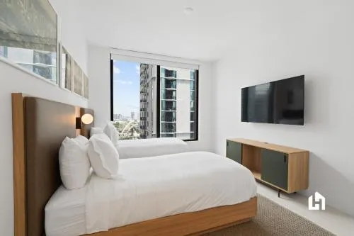 Stylish Apartments with Partial Ocean Views in Downtown! photo 176