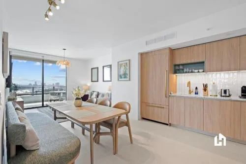 Stylish Apartments with Partial Ocean Views in Downtown! photo 172