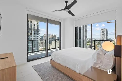 Stylish Apartments with Partial Ocean Views in Downtown! photo 109