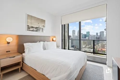 Stylish Apartments with Partial Ocean Views in Downtown! photo 110