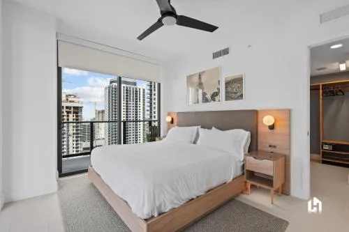Stylish Apartments with Partial Ocean Views in Downtown! photo 103