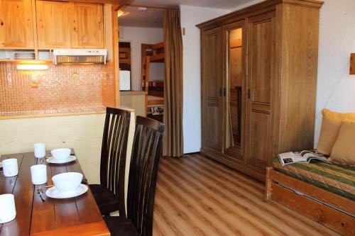 Résidence Neves - VAL THORENS STUDIO 4 PERSONNES DANS QUARTIER VIVANT MAE-7545