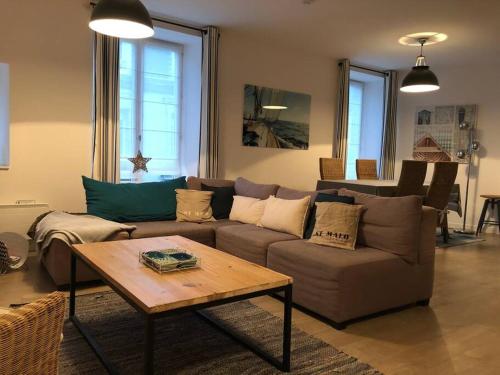 Duplex, 2 chambres, 75m2 proche Commerces et plage