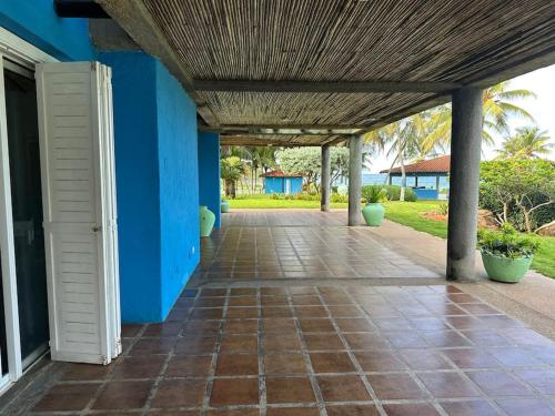 Taman di luar Casa Grande Playa Guacuco en Margarita