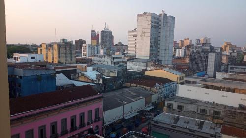 a view of a city with tall buildings at Suíte com a melhor vista de Manaus in Manaus
