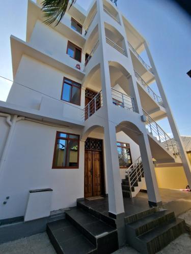 B&Bが所在する建物