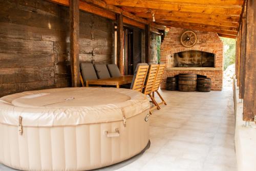 Φωτογραφία από το άλμπουμ του FRAMI Holiday Home σε Klanjec