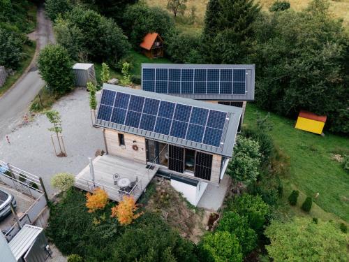 Das Gebäude in dem sich das Ferienhaus befindet