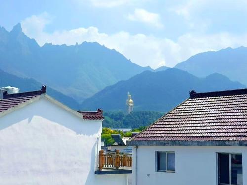 Φωτογραφία από το άλμπουμ του 九华山风景区随侣同行民宿 σε Jiuhua