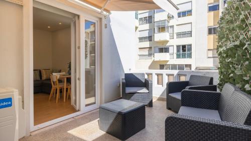 Homely 2BDR Apartment with Terrace by LovelyStay