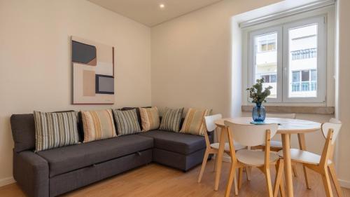 Homely 2BDR Apartment with Terrace by LovelyStay