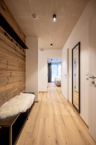 Una cama o camas en una habitación de GRIMMINGlofts