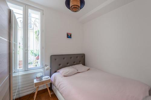 Grand appt 2 Ch proche Champs Elysees Montmartre