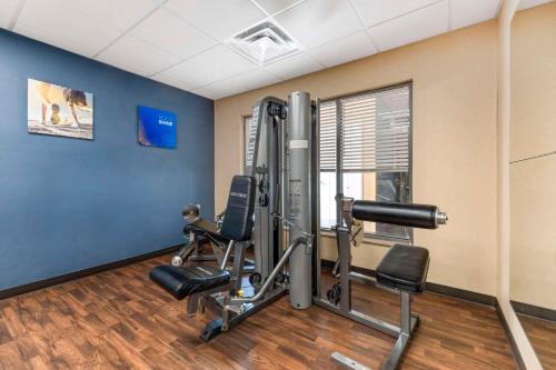 a room with a gym with tread machines at Comfort Suites in Elizabethtown