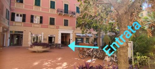 a view of a street in a city with a building at Appartamento Arte in Imperia