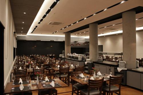 Restaurace v ubytování Luz Plaza São Paulo