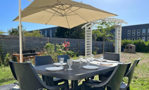 Photo de la galerie de l'établissement L'escapade - Maison familiale avec jardin Vannes, à Vannes