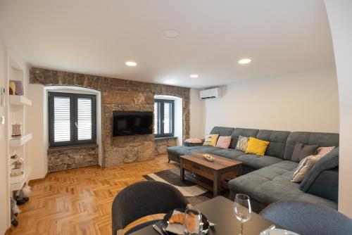 Apartman NAI WITH PRIVATE PARKING AND JACUZZI