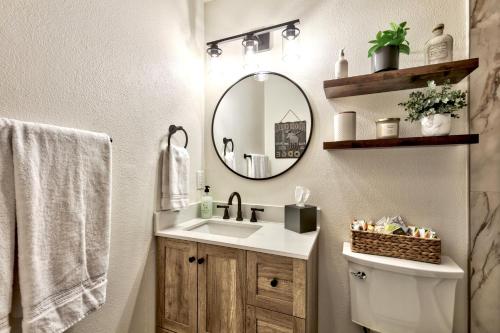 Koupelna v ubytování TML 04 - Beautiful 1 BR Condo in Tahoe City