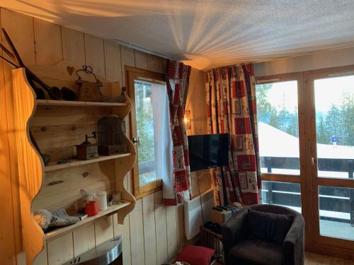 Kuchyň nebo kuchyňský kout v ubytování P2-3 esprit chalet sur les pistes de Courchevel