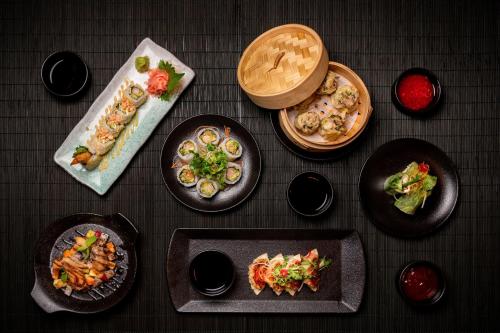 リゾートの敷地内または近くでの食事または食べ物