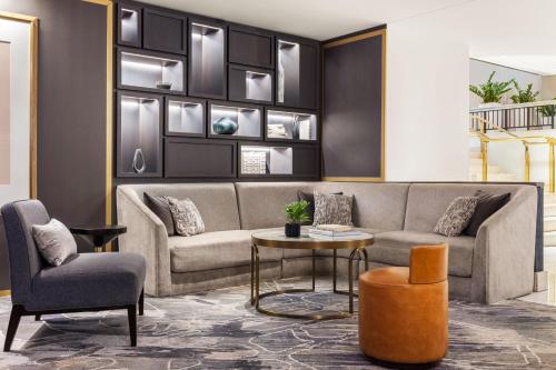 Chicago Marriott Downtown Magnificent Mile Image