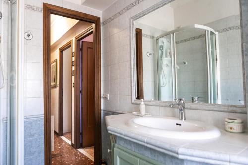 Casa Maresa family house metro A