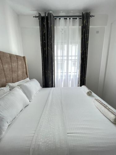 Afbeelding uit fotogalerij van Comfort Home Two Bedroom Buxton point Mombasa in Mombasa