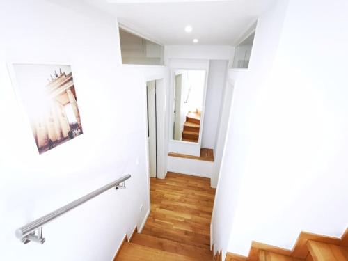 INVAL by ROCKCHAIR Apartments l SUPERHOST Status l 2 Bedrooms Boxspringbeds 2 Bathrooms in City Center "Mitte" - Cozy Maisonette Family & Business Flair welcomes you! photo 17