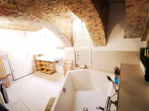 INVAL by ROCKCHAIR Apartments l SUPERHOST Status l 2 Bedrooms Boxspringbeds 2 Bathrooms in City Center "Mitte" - Cozy Maisonette Family & Business Flair welcomes you! photo 19