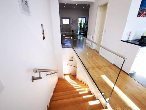 INVAL by ROCKCHAIR Apartments l SUPERHOST Status l 2 Bedrooms Boxspringbeds 2 Bathrooms in City Center "Mitte" - Cozy Maisonette Family & Business Flair welcomes you! photo 32