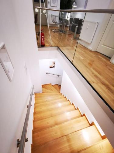 INVAL by ROCKCHAIR Apartments l SUPERHOST Status l 2 Bedrooms Boxspringbeds 2 Bathrooms in City Center "Mitte" - Cozy Maisonette Family & Business Flair welcomes you! photo 36