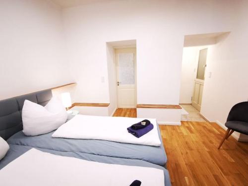 INVAL by ROCKCHAIR Apartments l SUPERHOST Status l 2 Bedrooms Boxspringbeds 2 Bathrooms in City Center "Mitte" - Cozy Maisonette Family & Business Flair welcomes you! photo 38