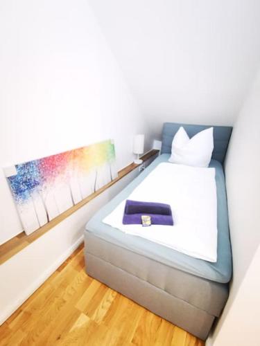 INVAL by ROCKCHAIR Apartments l SUPERHOST Status l 2 Bedrooms Boxspringbeds 2 Bathrooms in City Center "Mitte" - Cozy Maisonette Family & Business Flair welcomes you! photo 42