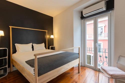 Chiado Center 1BDR Flat by LovelyStay