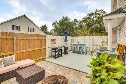 Gallery image of Walk to Beach, Fenced Patio Bay St Louis Getaway! in Bay Saint Louis