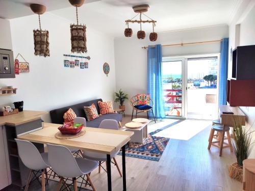 Sardine Beach House - Sea View