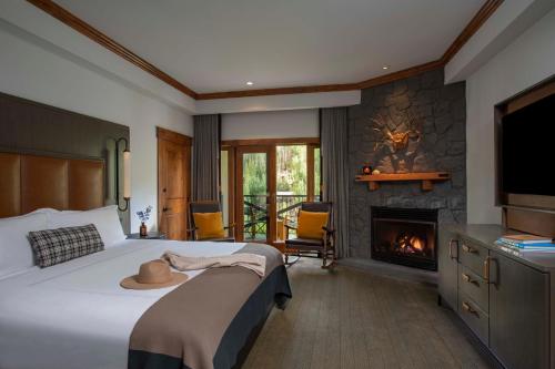 Postel nebo postele na pokoji v ubytování The Hythe, a Luxury Collection Resort, Vail