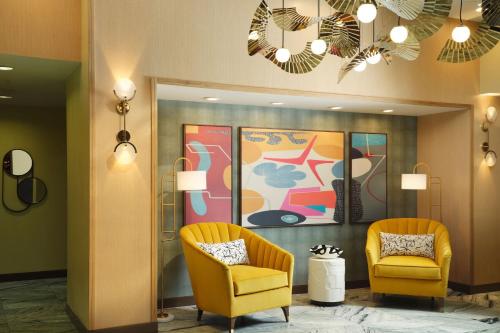 Burton House, Beverly Hills, A Tribute Portfolio Hotel photo 93