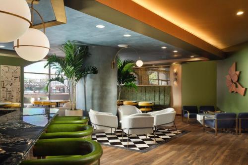 Burton House, Beverly Hills, A Tribute Portfolio Hotel photo 100