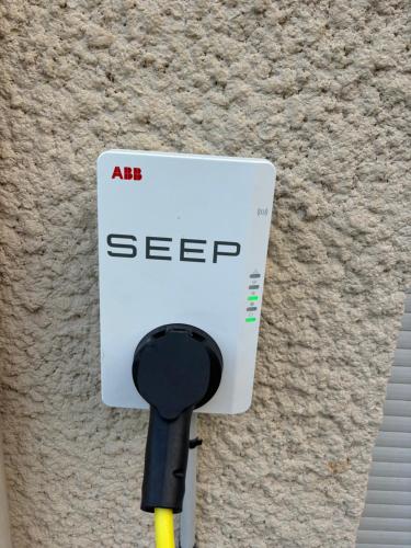 Photo de la galerie de l'établissement Studio cosy, aux portes de Paris - recharge véhicule électrique, à Argenteuil